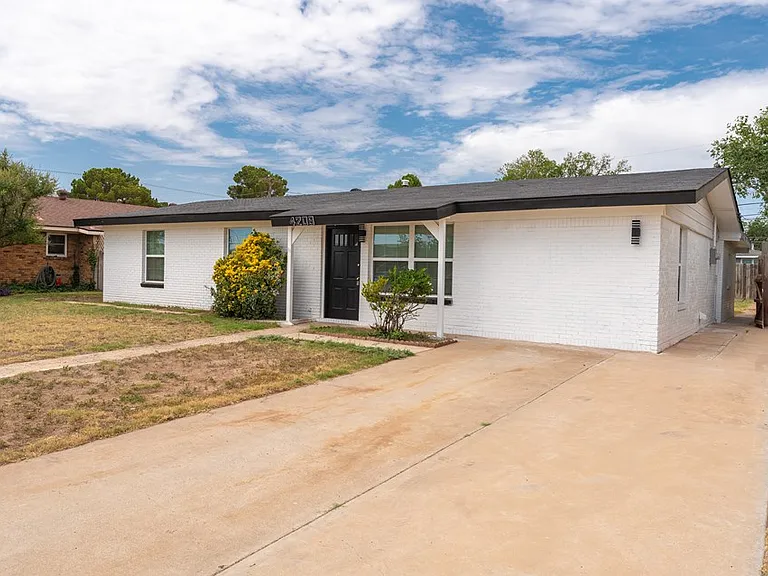 4209 Redbud Ave — Photo 37