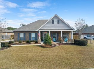 147 Camellia Ct, Freeport, FL 32439