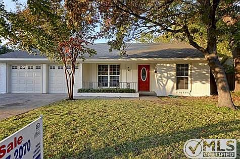 2nd image of 532 Winchester Dr