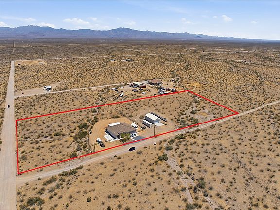 2nd image of 4256 Zircon Rd