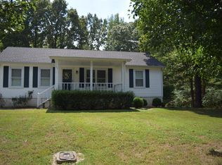 104 Windy Hills Ln, Mc Ewen, TN 37101