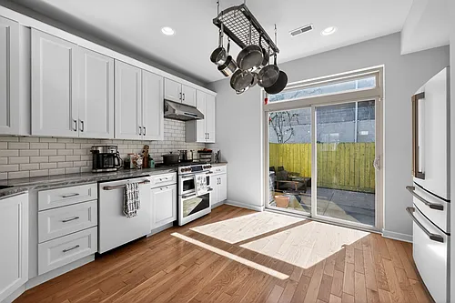 1923 S 6th St #1 Photo 1