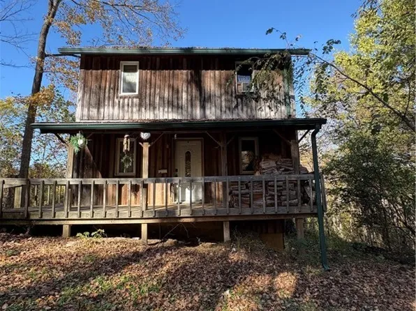 101 E Terrell Lane, Salem, IN 47167