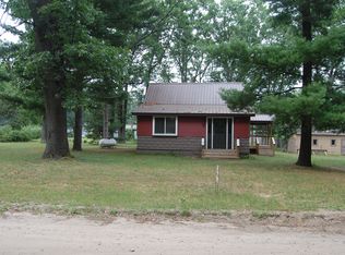 961 E Townline Rd, White Cloud, MI 49349