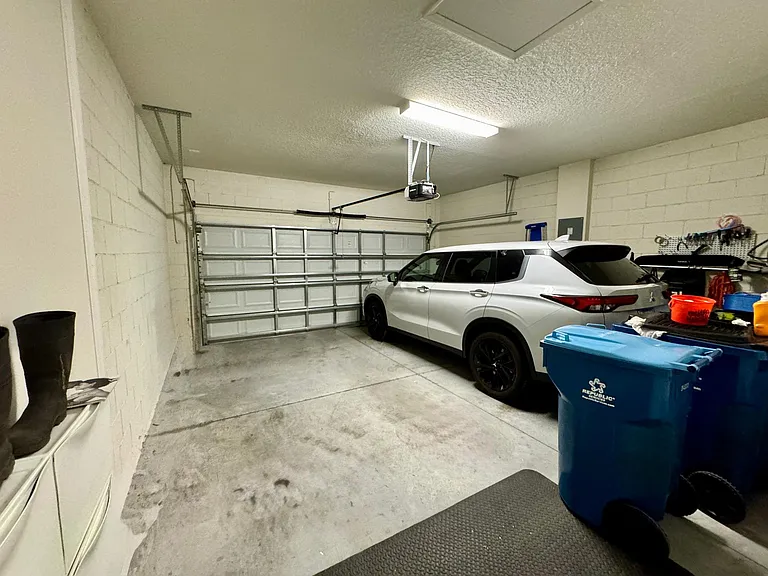 8762 Micmac Ct — Photo 19
