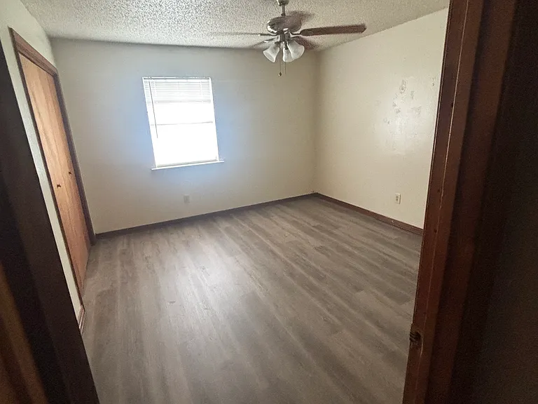 4204 Lac Bienville Dr #B — Photo 6