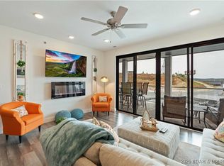 1065 Topsider Ln #207, Osage Beach, MO 65065