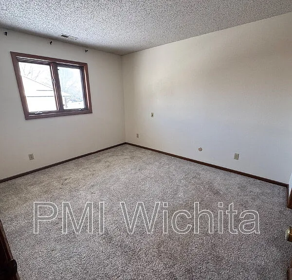 235 S Willo Esque Ct — Photo 9