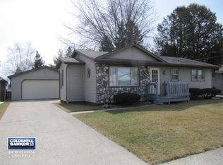 2717 12th St, Two Rivers, WI 54241