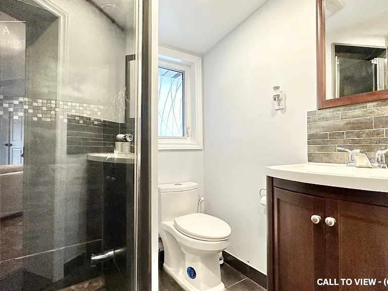 13854 Bathurst St #1 — Photo 10