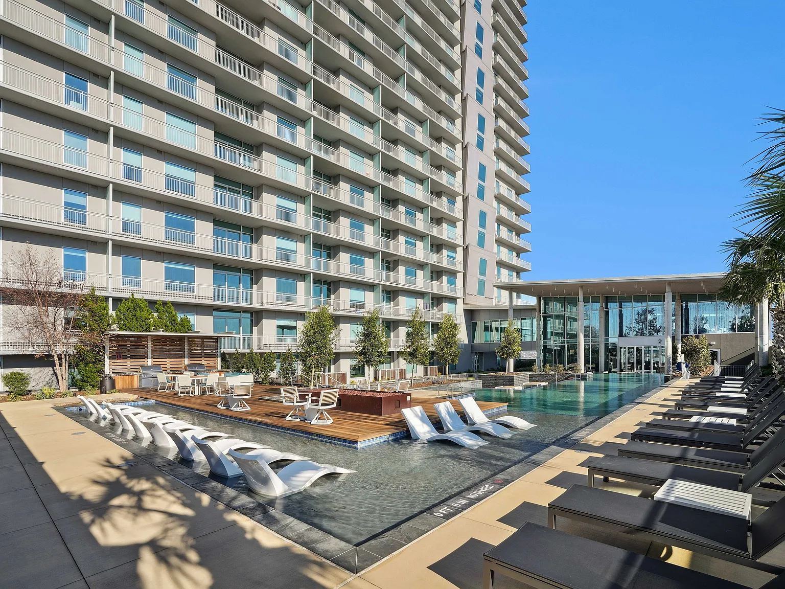 Luminary Residences — Photo 2