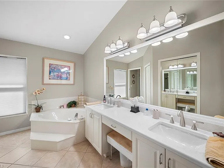 22361 Fountain Lakes Blvd — Photo 20