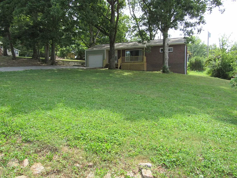 2638 Rahn Ave — Photo 1