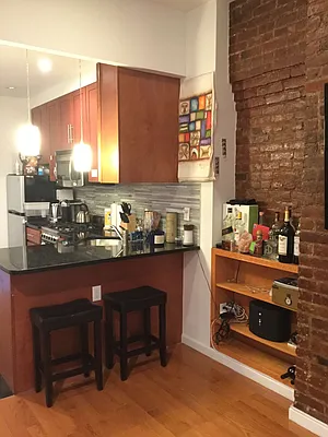 Rented by Yael Dunsky Real Estate | media 10