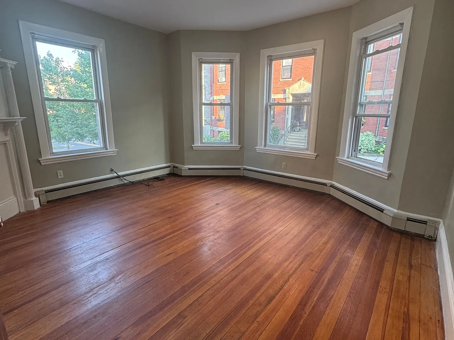 2 bed, 777 sqft, $3,100 — Photo 3