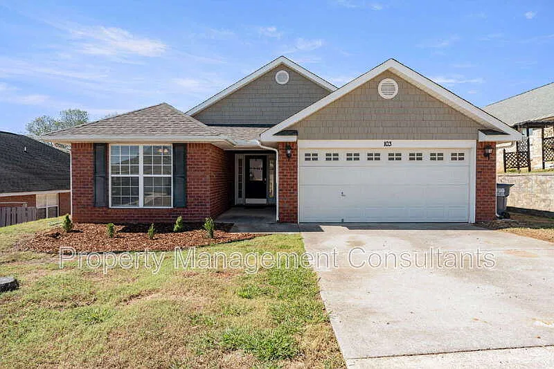 3 bed, 2.0 bath, 1996 sqft, $1,900 — Photo 2