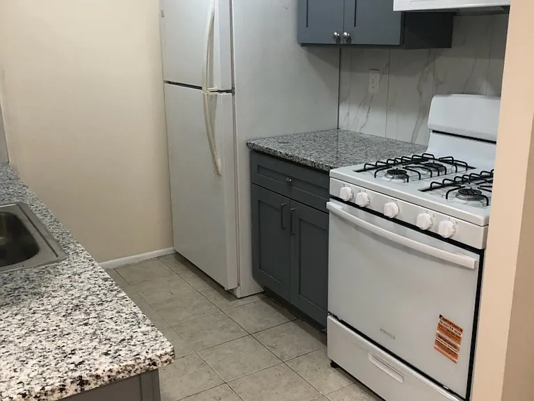 2727 Rhawn St #8A — Photo 7