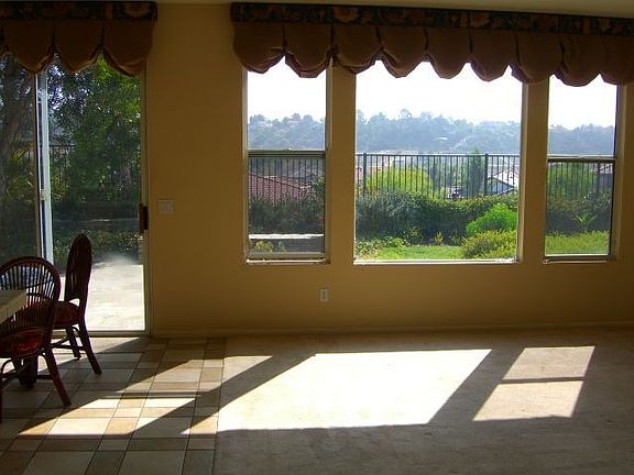 Family Room/note view