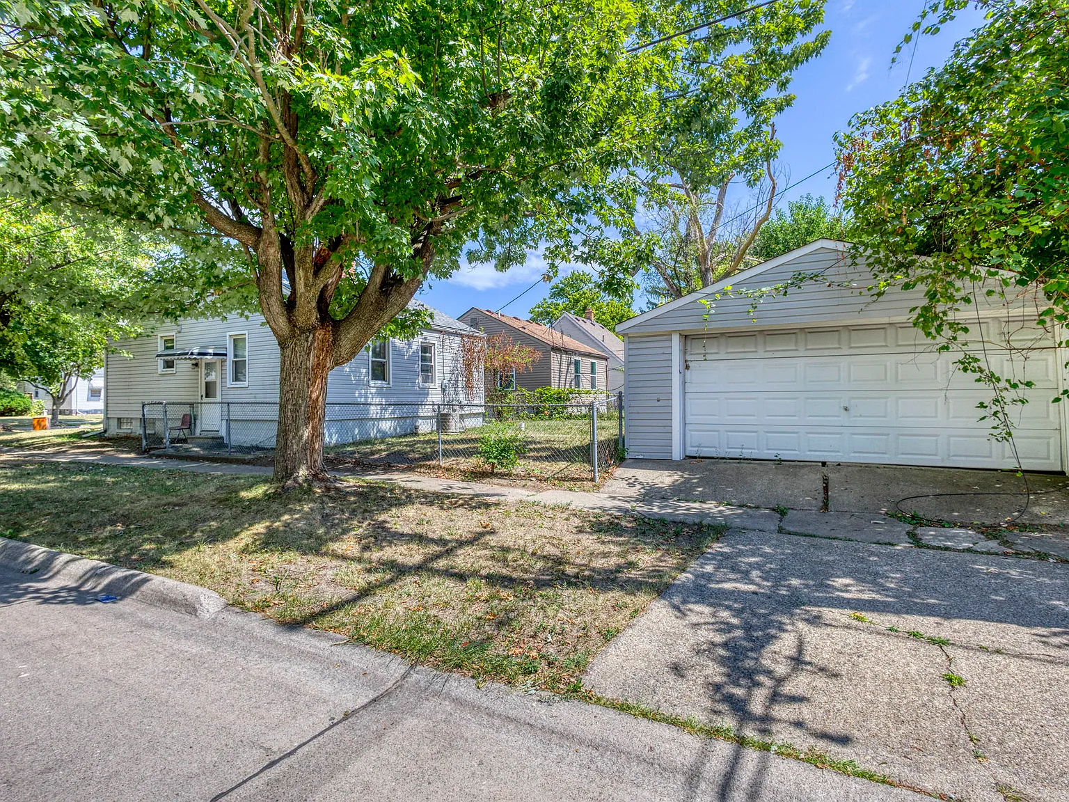 Washtenaw St, Harper Woods — Photo 2