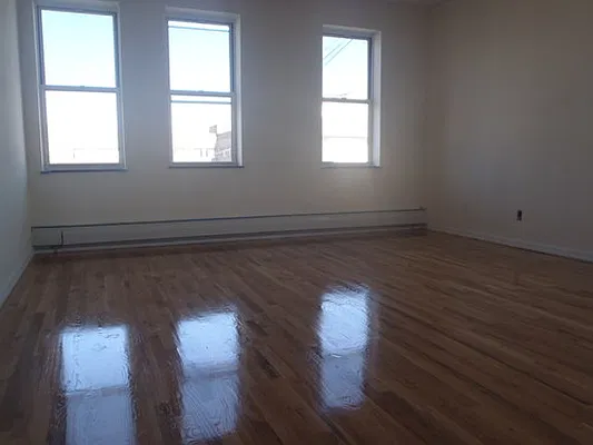 Rented by Citi Group Real Estate Inc | media 1