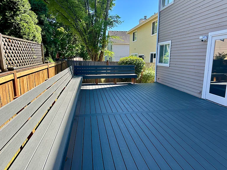 Expansive Trex Deck with Benches