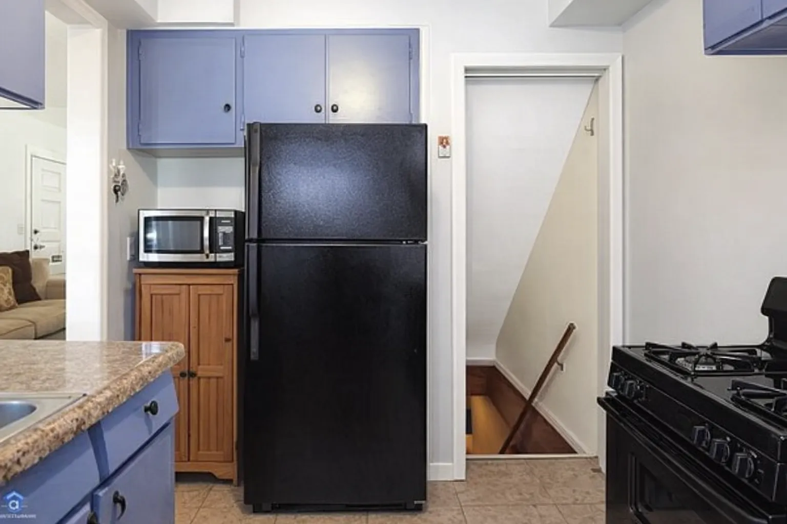2 bed, 1200 sqft, $1,800 — Photo 3