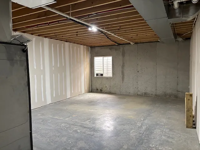 5972 N London Ave — Photo 25