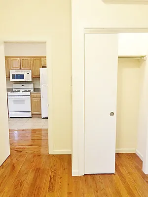 Rented by Azure Realty NY LLC | media 7