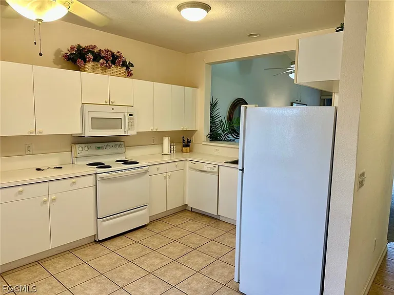 675 Luisa Ln #825 — Photo 9