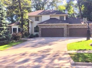 916 Timber Ridge Dr, Oregon, WI 53575
