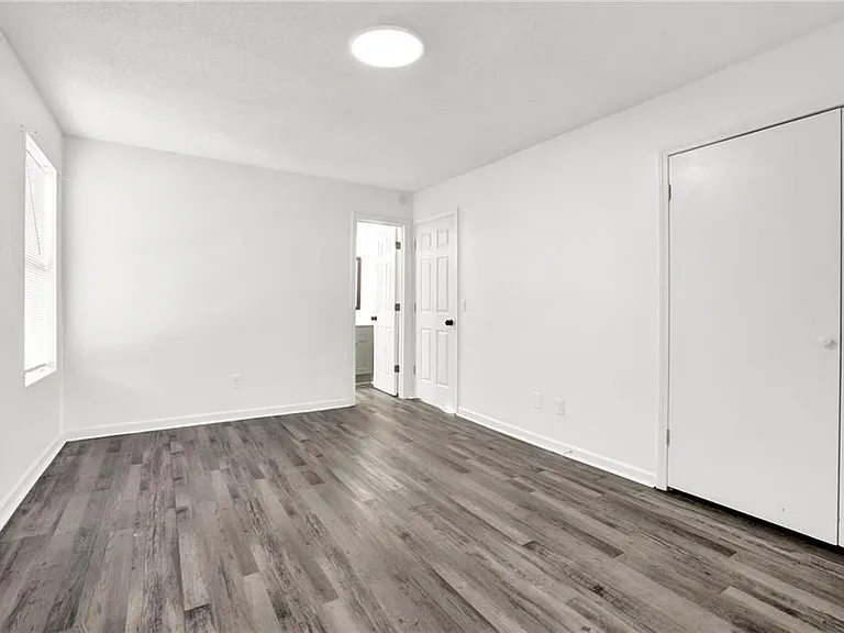 15 Brighton Ct — Photo 11