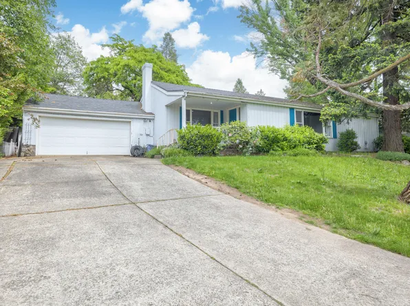 240 Sunrise Ave, Medford, OR 97504