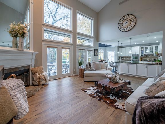 3rd image of 901 Caitlin Dr