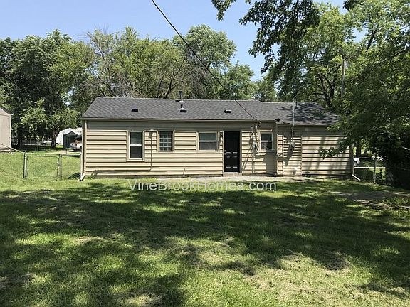 2nd image of 4407 Maggie Ln
