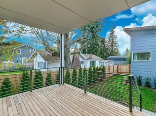 8813 Wallingford Ave N, Seattle, WA 98103