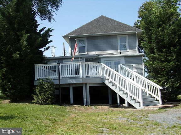 5th image of 915 Berryville Ave
