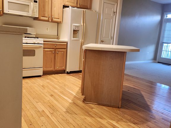 3rd image of 5771 Mussetter Ct