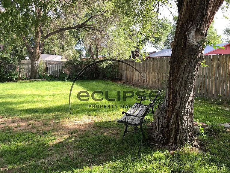 717 Lee Dr — Photo 5