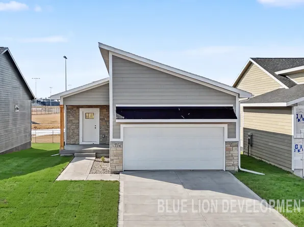 1224 NW Sproul Dr, Waukee, IA