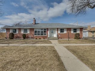 7950 20th Ave, Kenosha, WI 53143