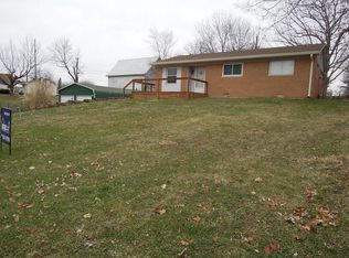 24 Meadow Ln, Mooresville, IN