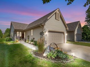 N162W20232 Butternut Ln, Jackson, WI 53037