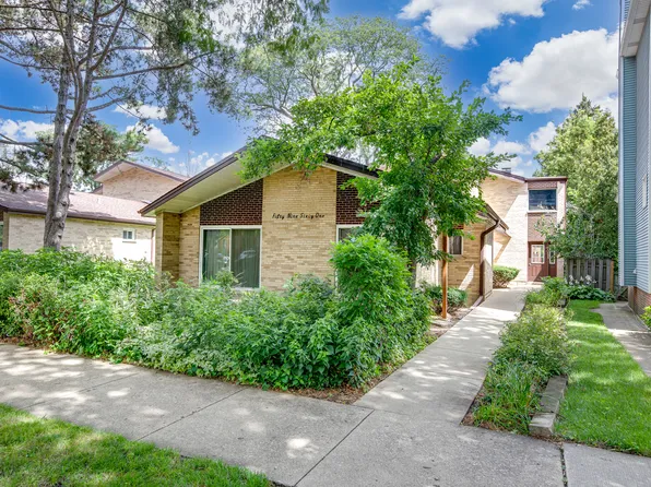 5961 N East Circle Ave APT 2D, Chicago, IL 60631