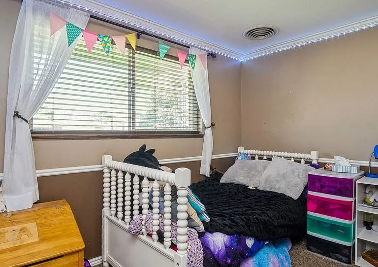 1736 E Tramway Dr — Photo 15