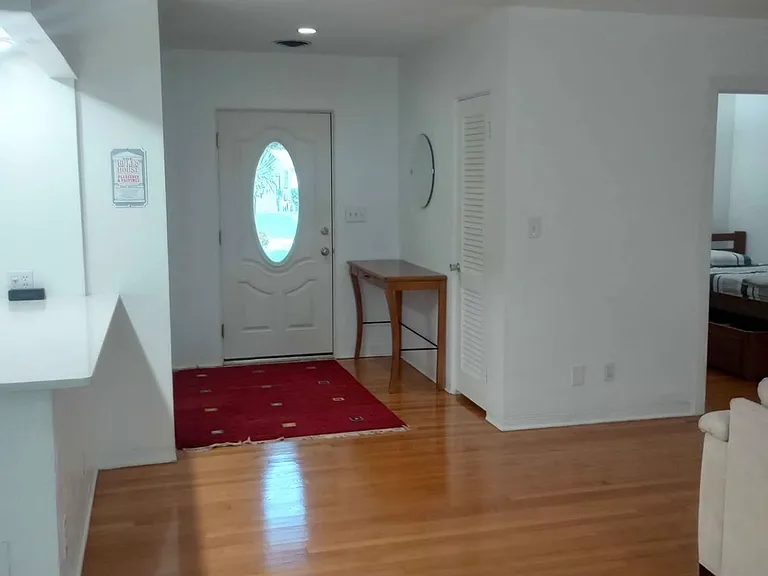 462 Magnolia St — Photo 4