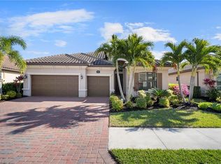 28119 Kerry CT, BONITA SPRINGS, FL 34135