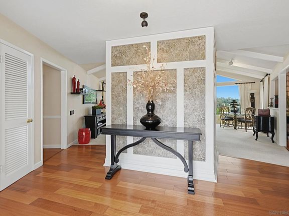 5th image of 10649 Meadow Glen Way E