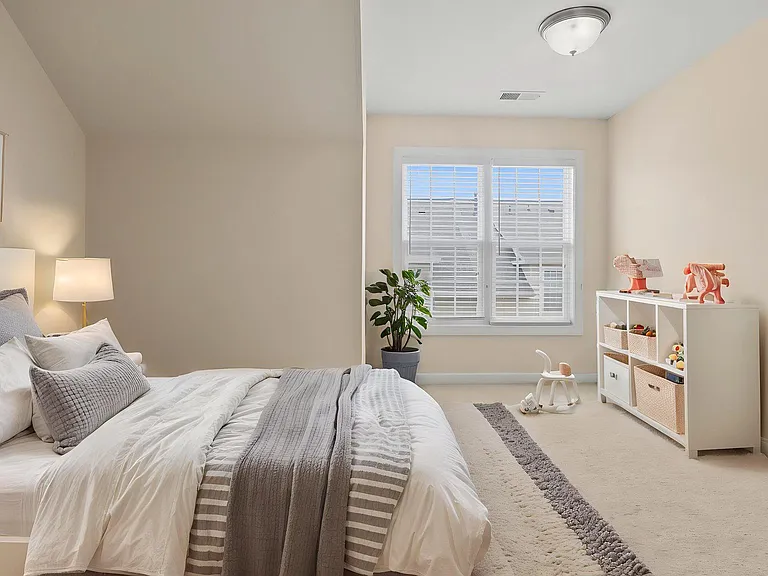 643 Pullman Pl — Photo 55