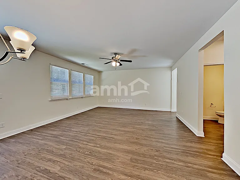 256 Lake Vista Dr — Photo 9