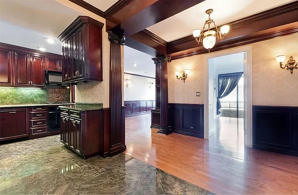 Sold by Nest Seekers International | media 42